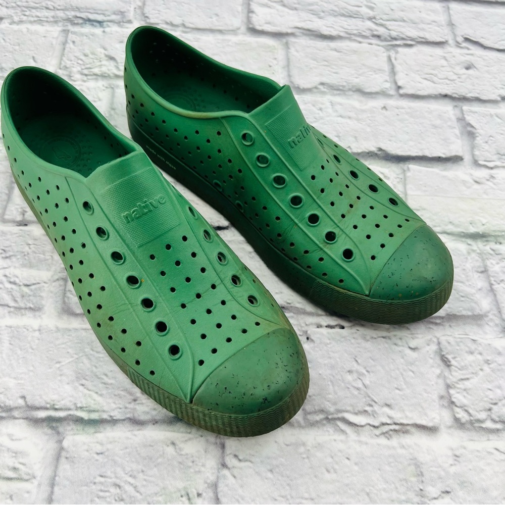 Native Green Perforated Casual Slip on Shoes M/9 W/11 Lightweight Casual